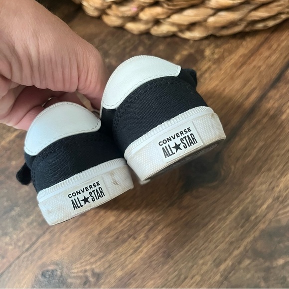 Converse Star Player Size 8c Toddler Shoes- Black & White - Picture 3 of 5